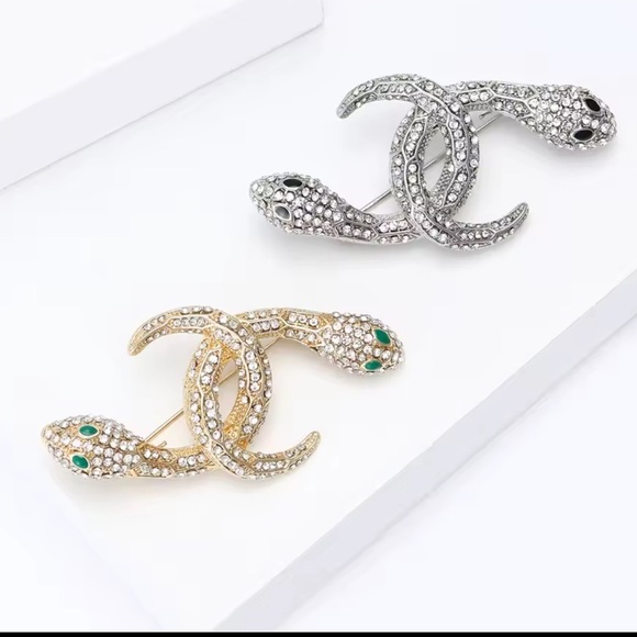 Serpenti Snake Gold Crystal Green Eyes Brooch - Picture 6 of 9